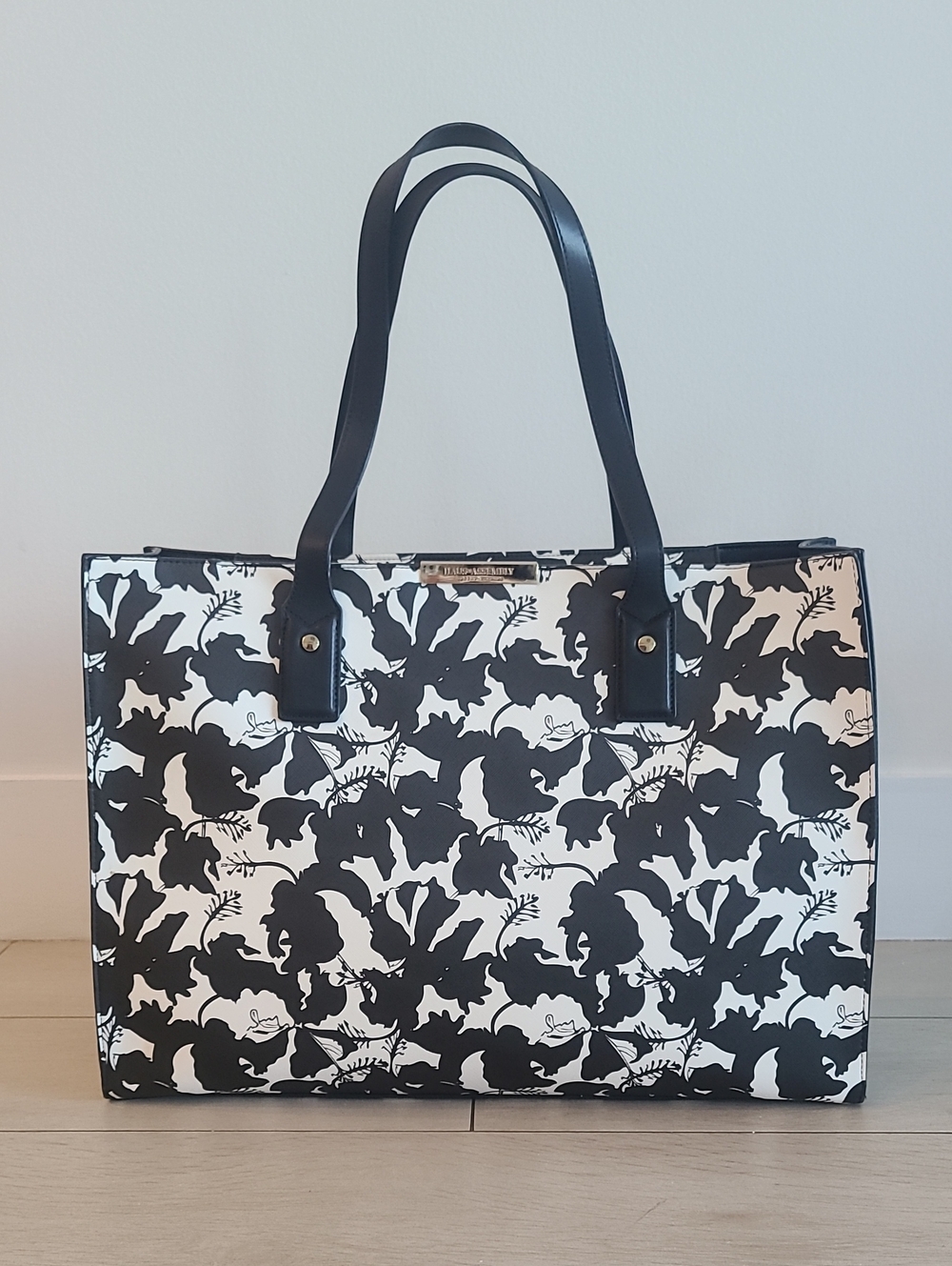Haus Of Assembly Large Tote Bag